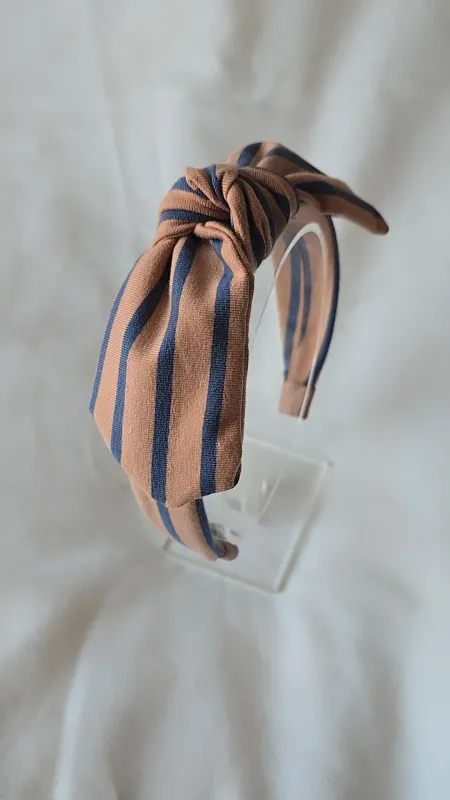 Bunny_Bow_Brown_Indigo_Multi