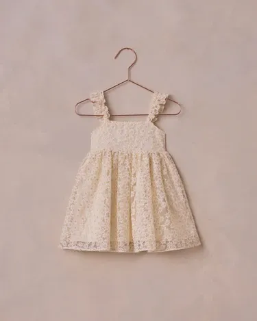 Mara_Dress_Embroidered_Daisy_Wit_2