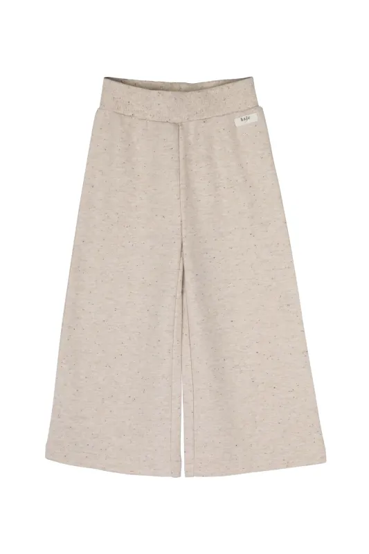 Vieve_Beige_Beige