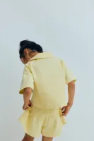 Bellis_Short_Soft_Lemon_Geel_3