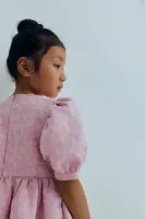 Freesia_Dress_Freesia_Jacquard_Roze_1