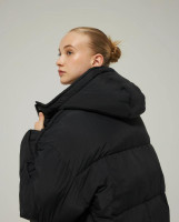 Long_puffer_jacket_4