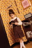 Robe_Nolita_Bruin_1