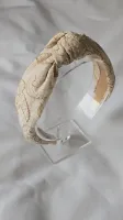 Knot_Embrodery_Linen_Beige
