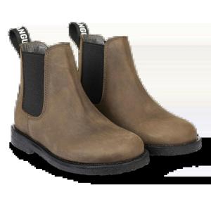 Chelsea_boot_with_logo_tape_Bruin