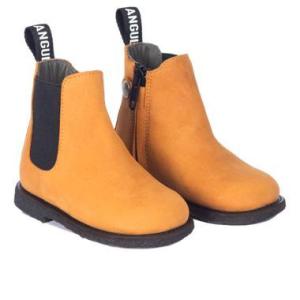 Chelsea_boot_with_logotype_and_zipper_Bruin_1