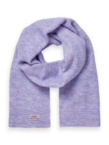 Knitted_scarf_1